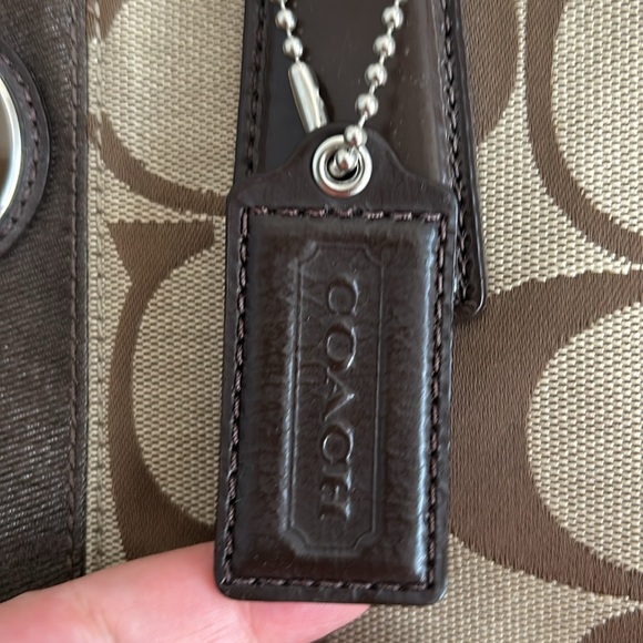 COACH signature tote Kisslock Canvas Shoulder Bag-EUC - Picture 2 of 8